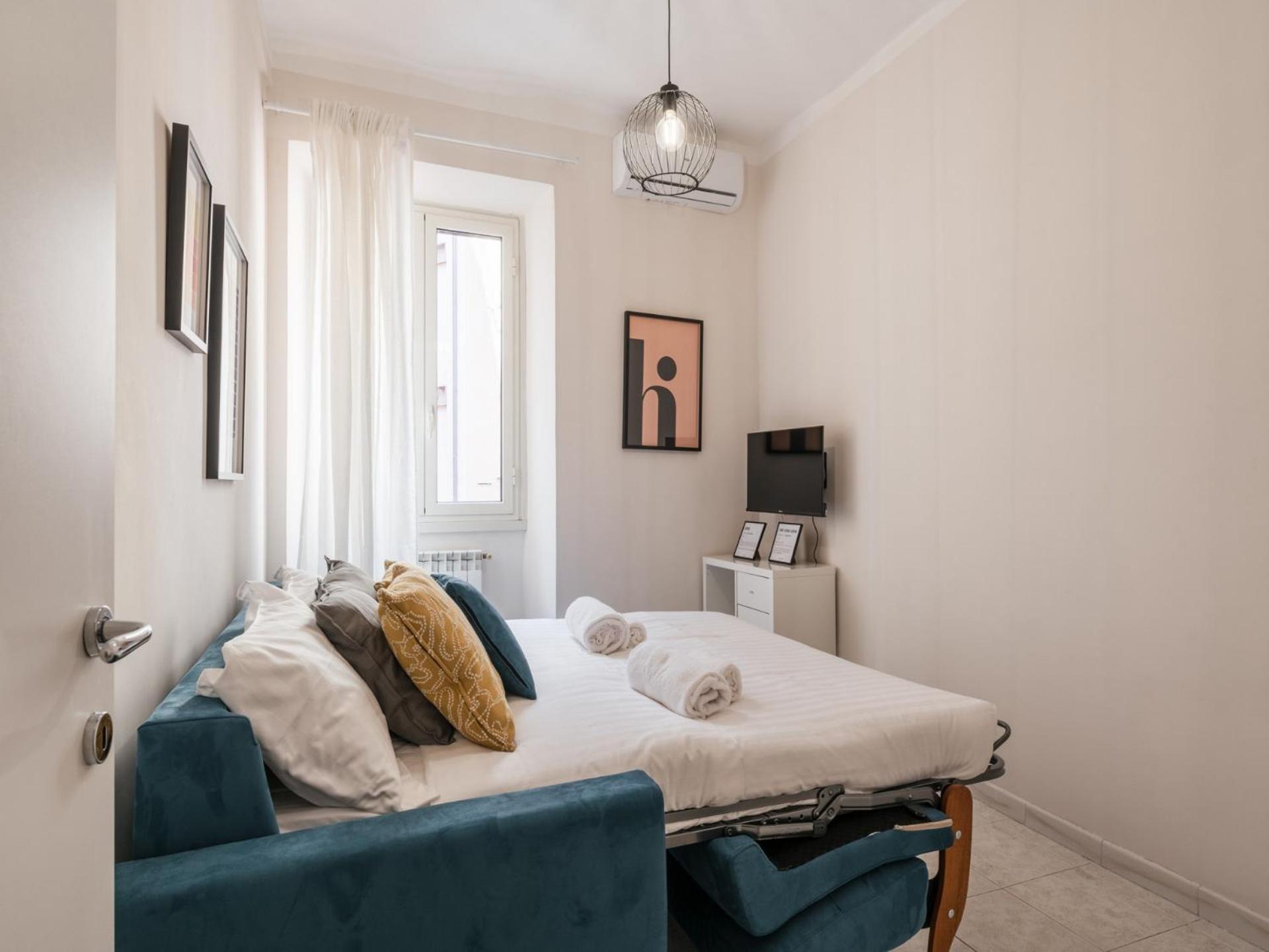 The Best Rent - Spacious One-Bedroom Apartment Near Colosseum Řím Exteriér fotografie