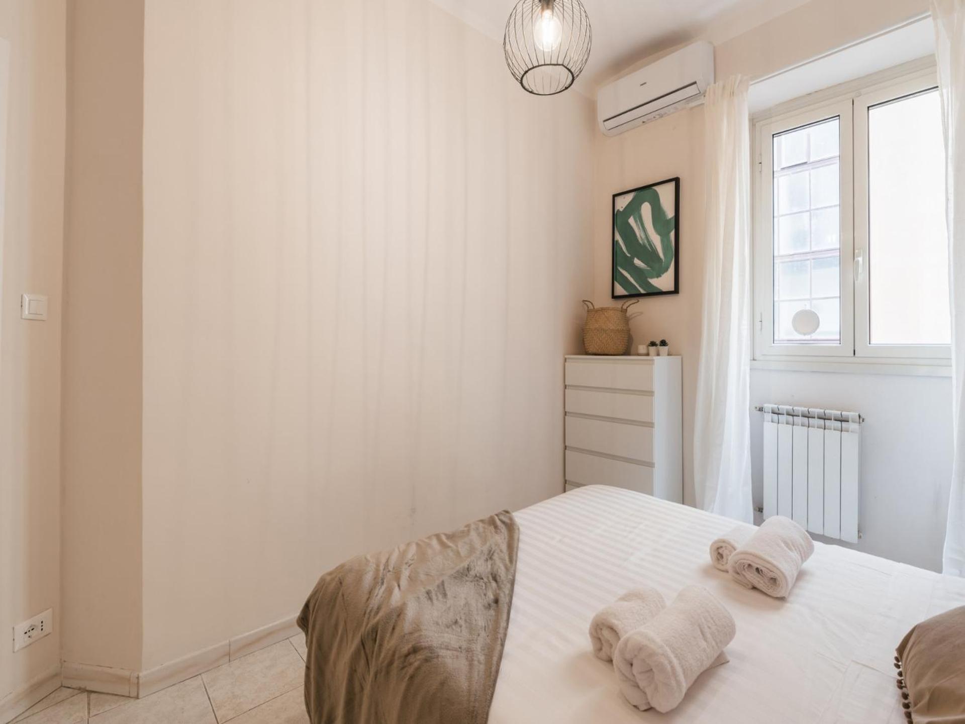 The Best Rent - Spacious One-Bedroom Apartment Near Colosseum Řím Exteriér fotografie