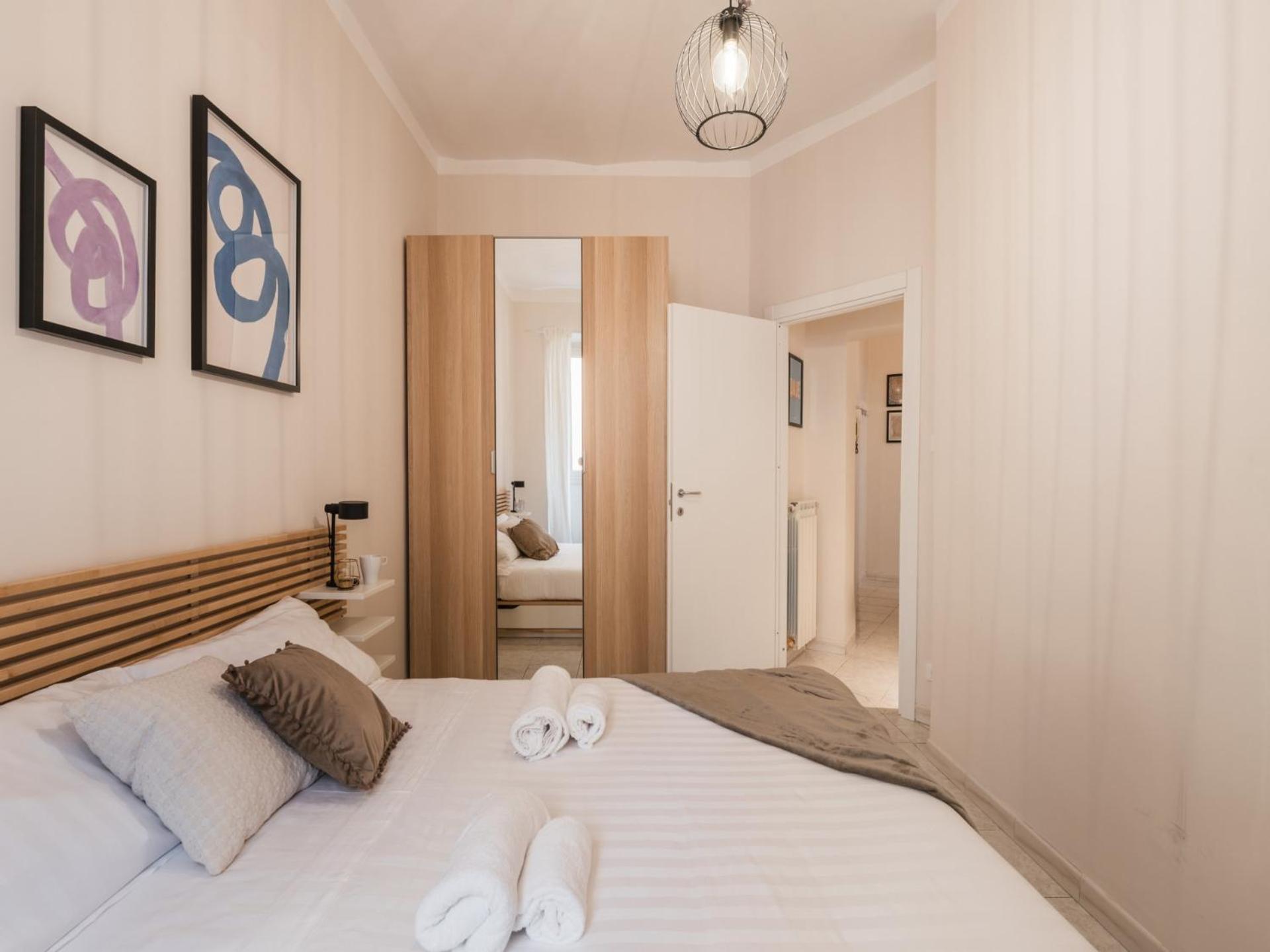 The Best Rent - Spacious One-Bedroom Apartment Near Colosseum Řím Exteriér fotografie